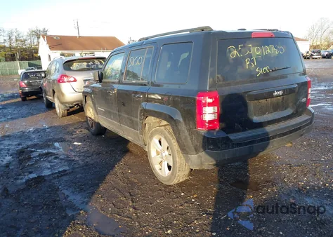 2017 Jeep Patriot Latitude Fwd z USA, uszkodzony, nr VIN 1C4NJPFA2HD148747